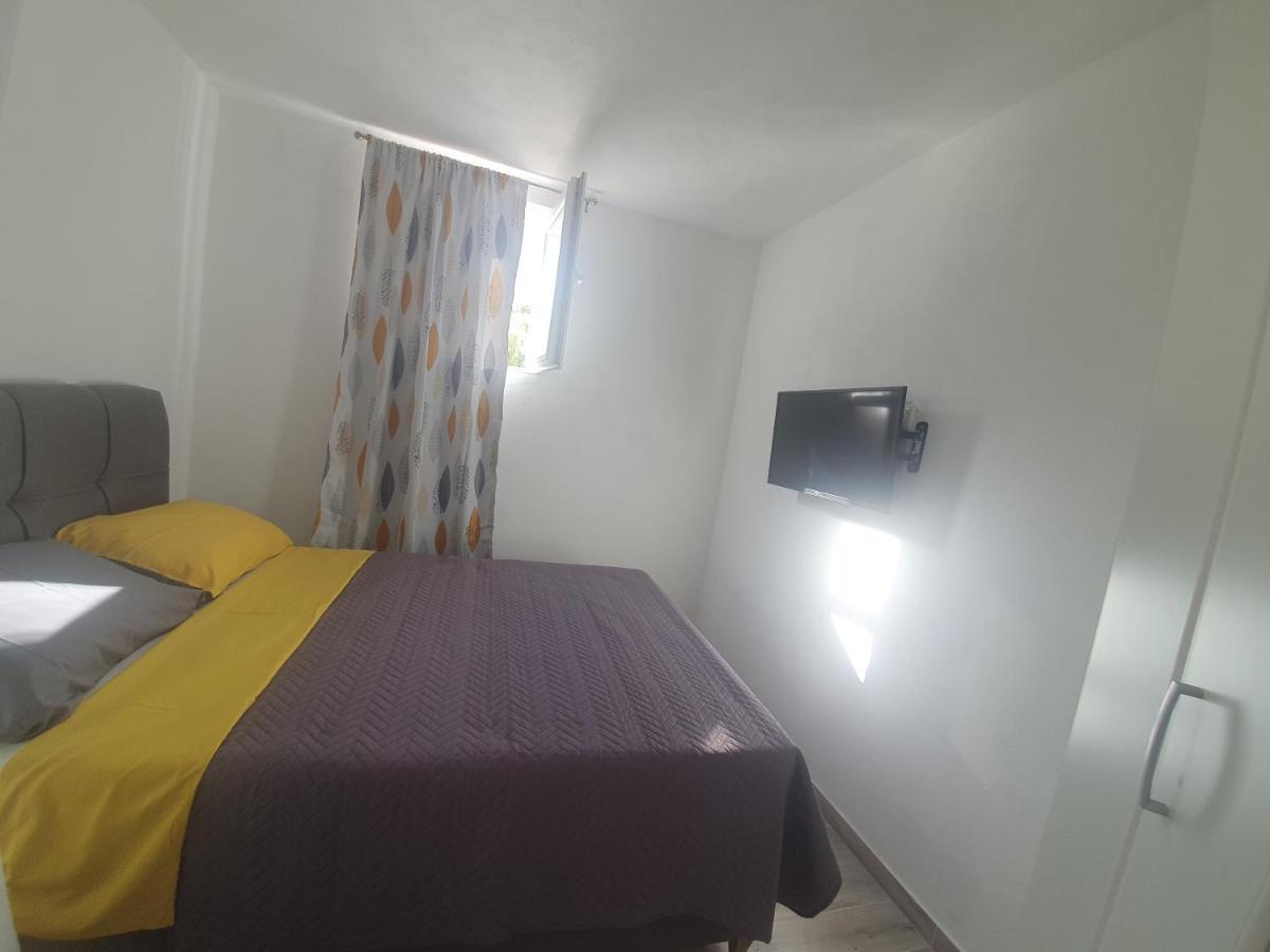 Apartamento Amama Brodarica  Exterior foto